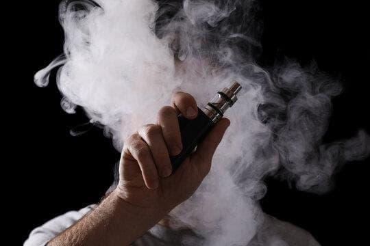 Gazdaságos E-Cigi y las nuevas restricciones sobre cigarrillos electronicos prohibicion en Europa consejos y alternativas para usuarios