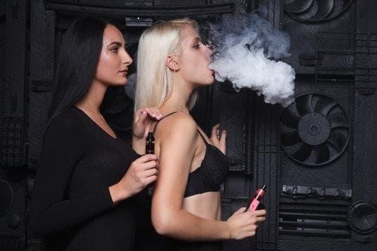 Descubre cómo e-sigara y cigarrillo electrónico para dejar de fumar pueden ayudarte con estrategias reales y consejos prácticos