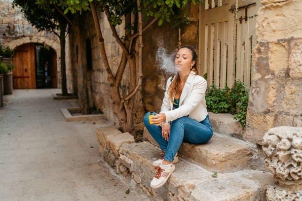 Poker Trực Tuyến y actividades educativas cigarrillos electrónicos para promover la prevención y el juego responsable