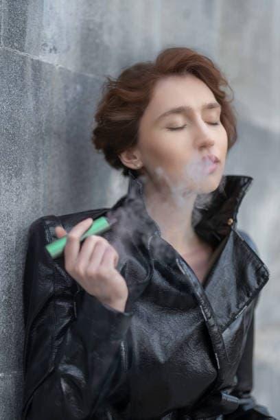 E-papierosy consejos imprescindibles para comprar cigarrillos electronicos elche aprovechar promociones y elegir tiendas de confianza